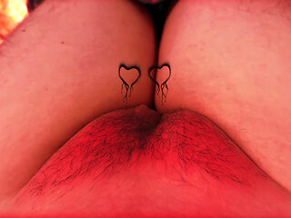 Martian masturbates her pussy without a clit and cums twice