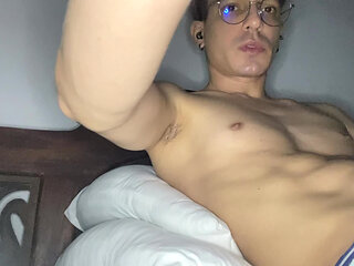 FEMALE TWINK PLAYING WITH HIS PUSSY AND DILDO