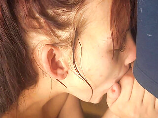 18 year old stepdaughter sucking daddies cock for a facial