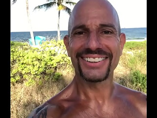 MAXXX LOADZ IN PARADISE