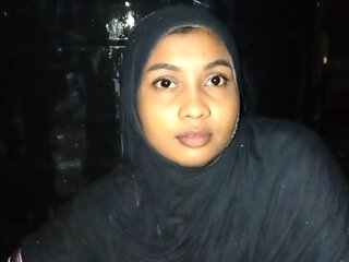 Desi Sister in law real desi girl and cheating on husbands real desi outdoor