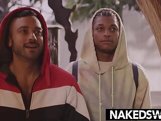 Hot Bottom Ty Santana Loves Riding Drew Valentino'_s Hard Cock