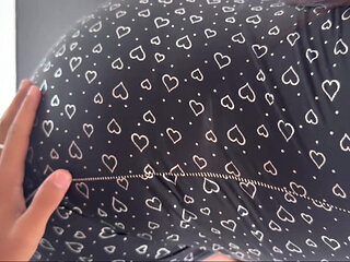 BIG ASS MAID CLEANS MY ROOM AND I FUCK HER