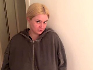 Russian slut with a huge ass doesn't have money for rent