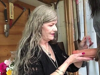 Bigfoot Went All Yeti on My Yoni! Maxxximummilf