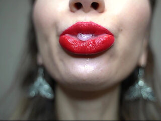 Red Lips Spit Play Slow Mo 3