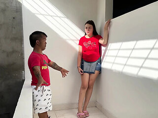 My Rich Pregnant Stepsister Fucks Me - Dwarf Guy Fills Her with Milk