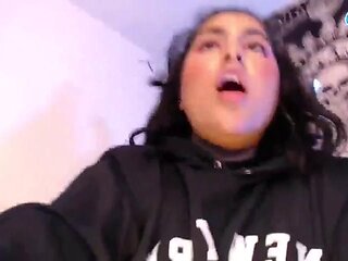 Sheeylaroee 2: Big Tits, Chaturbate  Cam Porn