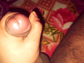 want to masterbate in under the blenket while stepmom in room.