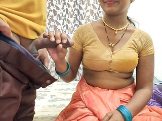 Madam Padai Kar Rahi Thi Tabhi Usne Sir Ke Sath Chudwa Li Hindi Audio