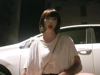 Shemale ting xuan outdoor pee and show the underwear