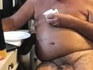 Fat Gay Amateur on Webcam