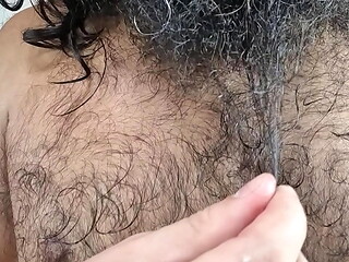 Peludo Rotss suadinho depois correr na trilha