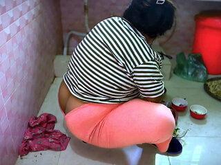 A sexy Egyptian stepmother with a big ass seduces her into having sex in the kitchen while she prepares lunch, and suddenly I her.