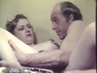Vintage blonde babe fucking an bold old guy