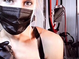 Lovely Blonde With Tight Pussy Masturbate Solo