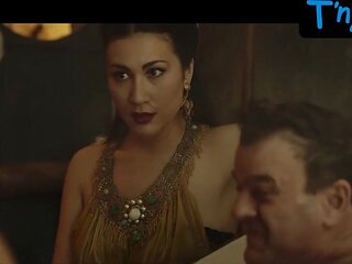 Astrid Meloni Bum, Hooters Sequence in Pervs Out