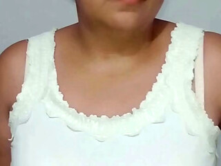 Se insinuou tirando a roupa a&iacute_ j&aacute_ viu &eacute_ s&oacute_ alegria Kkkkkkk