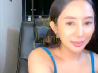 Open her leg,, beautiful indonesian pussy, lick it