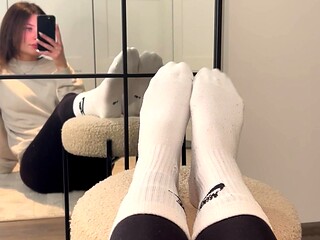 Maitresse Madelines solo foot fetish POV
