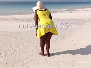 HD 4:31 Searching for Sex Baddie at the Beach Are You There