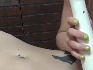 Hope Gets Her Wet (hd Wmv)