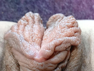 Lunaxscorpia Pussy Getting Pumped Up