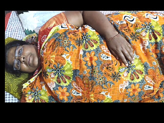 Indian Bhabhi New Couple Merried Injoy ndoor Bed Romance - R_liya