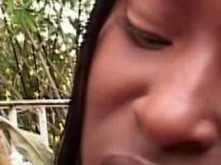 Hei&szlig;e Lesbenaction mit Toys und Fingern