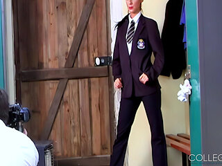 Photoshoot Bts Featuring Victoria James