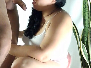 Girlfriend Sucking Delicious