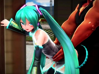Hatsune Miku enga&ntilde_a a su novio con su rpoductor musical a plena luz del dia