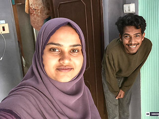 Pakisthani Stepsister Romantic Video Scene hug me love Naughty girls by -Snapchat143