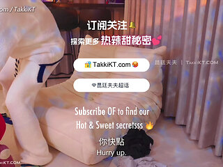 From silly game to rough blowjob & deep fuck on the couch