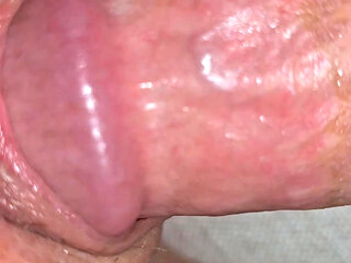 Close up pussy fuck and 2 pullout hands free cumshots