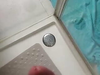 Small solo shower