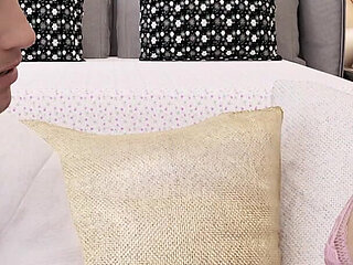 Reunion 10 - Mary and John's Sex Scene and Lisa and Rachel's Lesbian Kiss