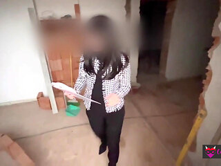 Real Estate Agent Gives Blowjob to Apartment Owner