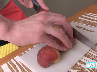 Cutie Liam Makes Himself Cum While Playing With Anal Beads!