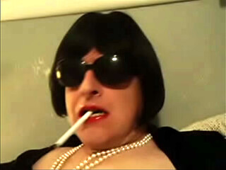 CD Nikki cum eating cunt smoking whore