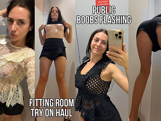 Tops Try on in a Locker Room, Big Boobs Flashing