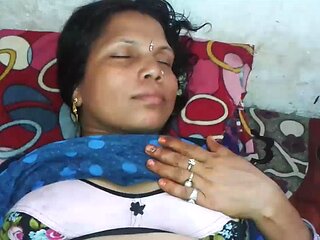 Desi Village Bhabhi Hot Fuck - DesiPapa