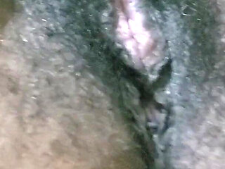 Very very hot amateur crazy pussy delivers irresistible sensual energy, natural beauty
