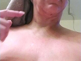 Leann amateur beautiful brunette with big boobs