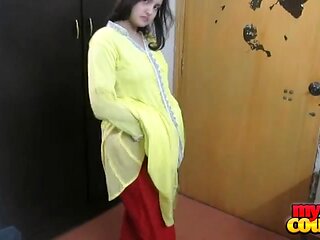 Indian Bhabhi Sonia Fucked By Sunny - MySexyCouple