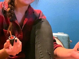 Webcam Teen masturbates and pretends you came in her mouth