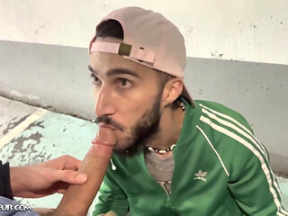 Citebeur - Show Me How Parisians Suck Cock