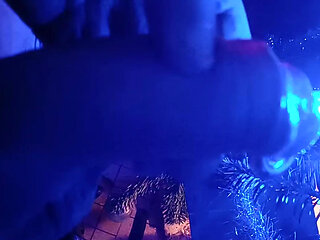 Christmas tree, large diameter LED light tube , it has to fit in this dick hole