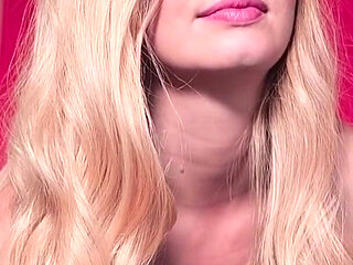 She Has a Nice Ass and She Moves It