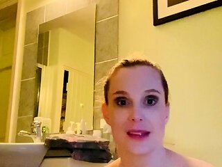 Webcam milf with breast milk live hardcore masturbate